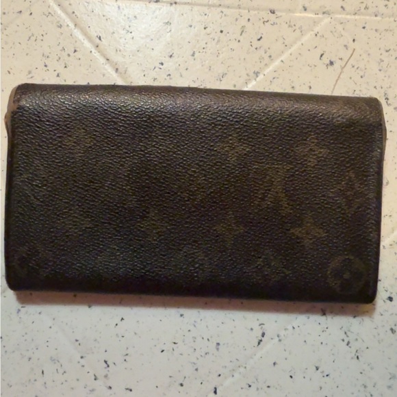 Authentic LOUIS VUITTON LV Vintage Monogram Sarah Wallet Envelope Leather 1992 - Picture 2 of 15